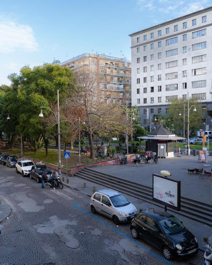 Hotel Dimora Cavour à Naples Extérieur photo