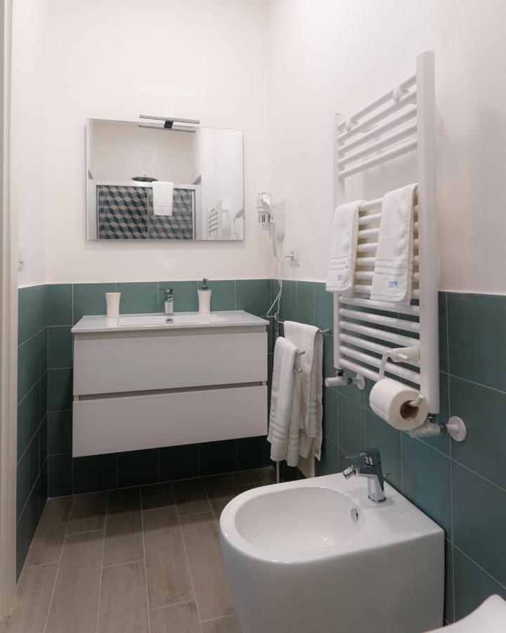 Hotel Dimora Cavour à Naples Extérieur photo