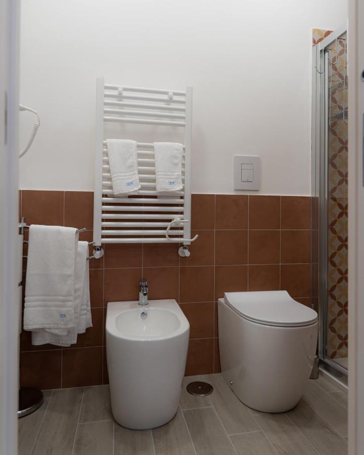 Hotel Dimora Cavour à Naples Extérieur photo