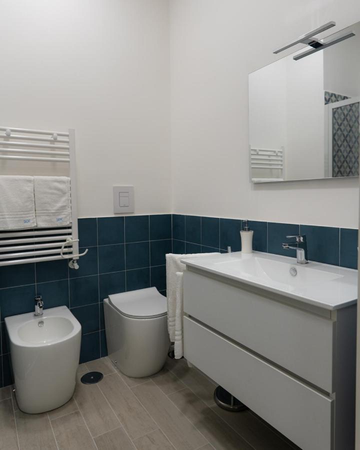 Hotel Dimora Cavour à Naples Extérieur photo