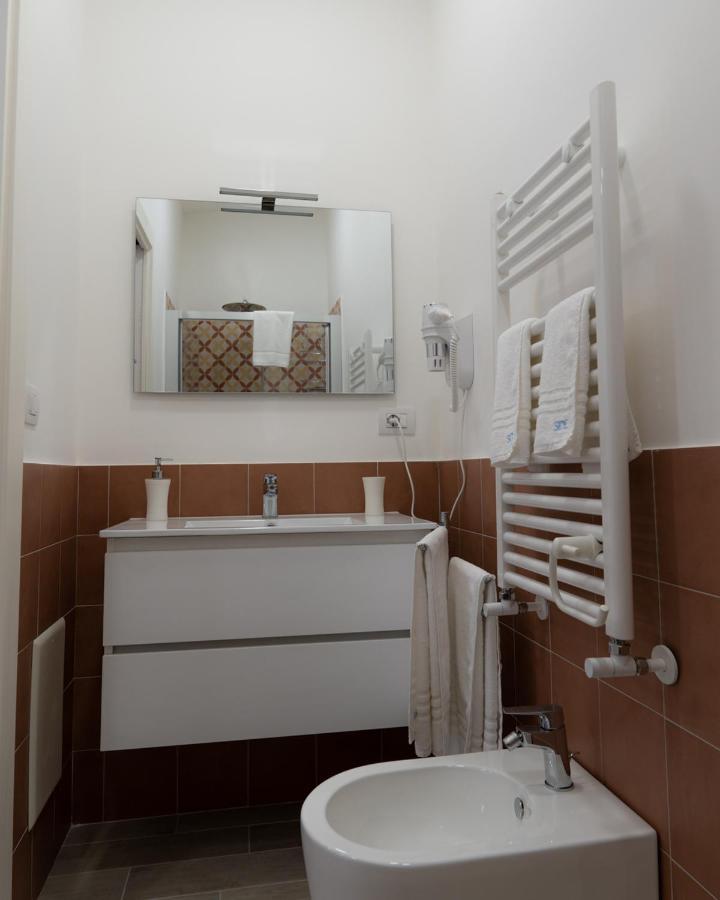 Hotel Dimora Cavour à Naples Extérieur photo