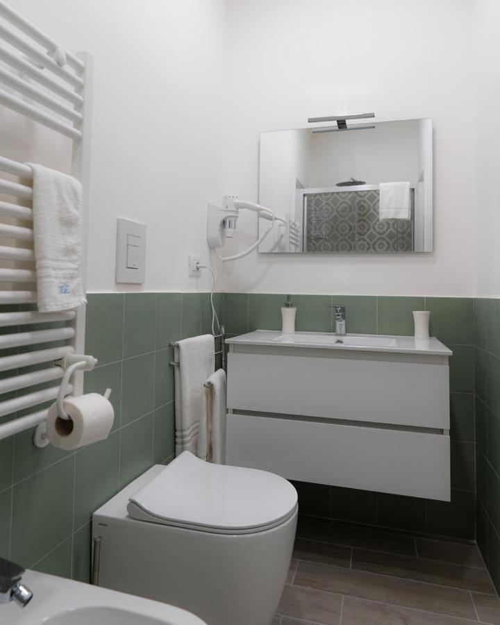 Hotel Dimora Cavour à Naples Extérieur photo