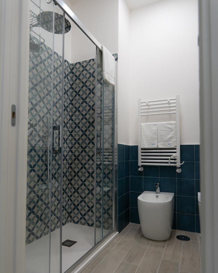 Hotel Dimora Cavour à Naples Extérieur photo