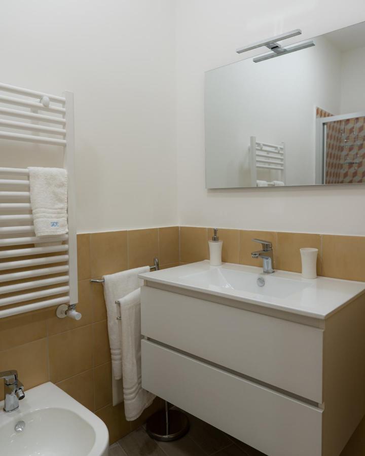 Hotel Dimora Cavour à Naples Extérieur photo